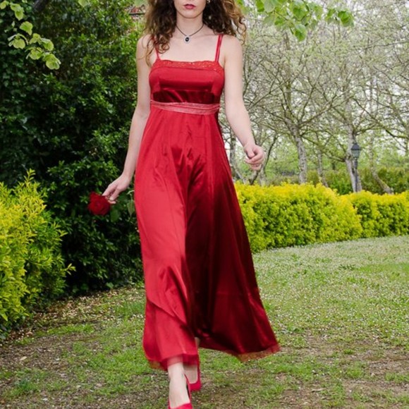 Meet your Posher, Apinya - Picture 1 of 1